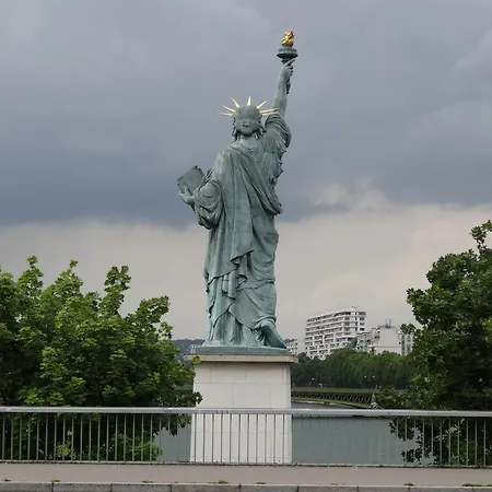 Passerelle Des Arts Bed & Breakfast Paris